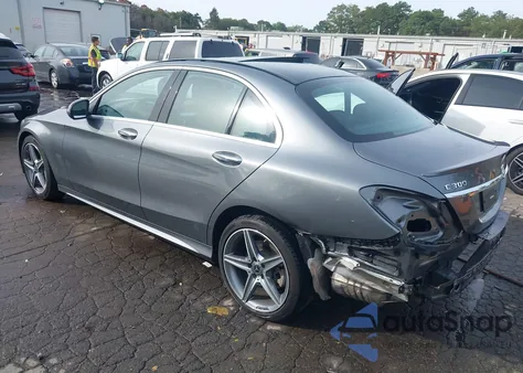 2018 Mercedes-Benz C 300 4Matic из США, поврежденный, VIN WDDWF4KB3JR385541